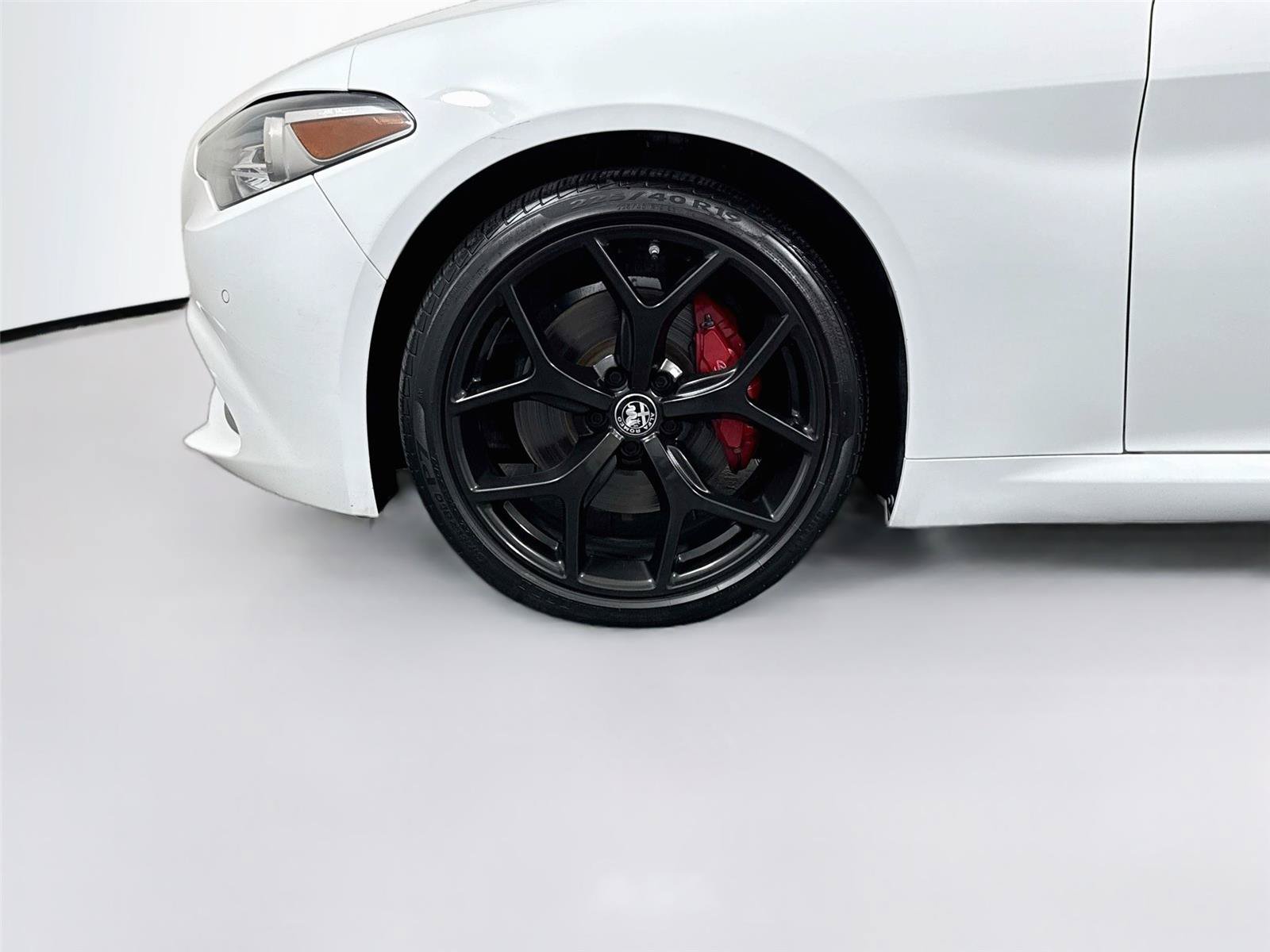 Used 2021 Alfa Romeo Giulia Ti w/ Nero Edizione AWD/4WD image 36