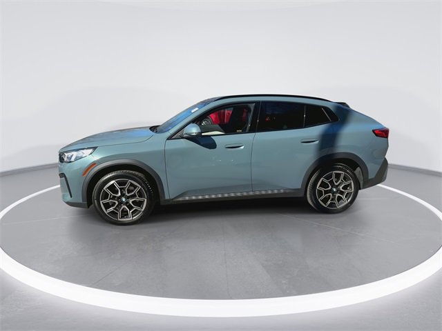 Used 2025 BMW X2 xDrive28i w/ Premium Package image 5