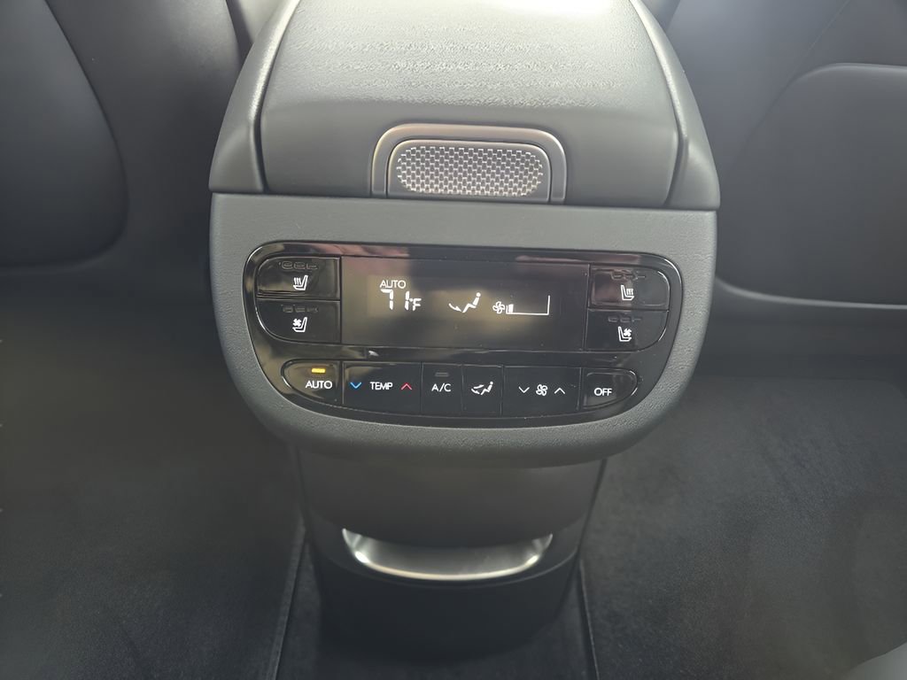 New 2026 Hyundai Ioniq 9 Limited w/ Tow & Go Package image 29