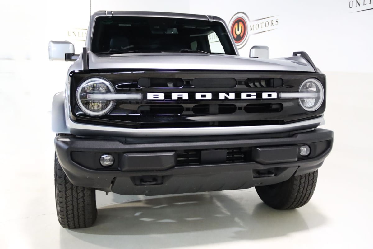 Used 2023 Ford Bronco Outer Banks AWD/4WD image 30