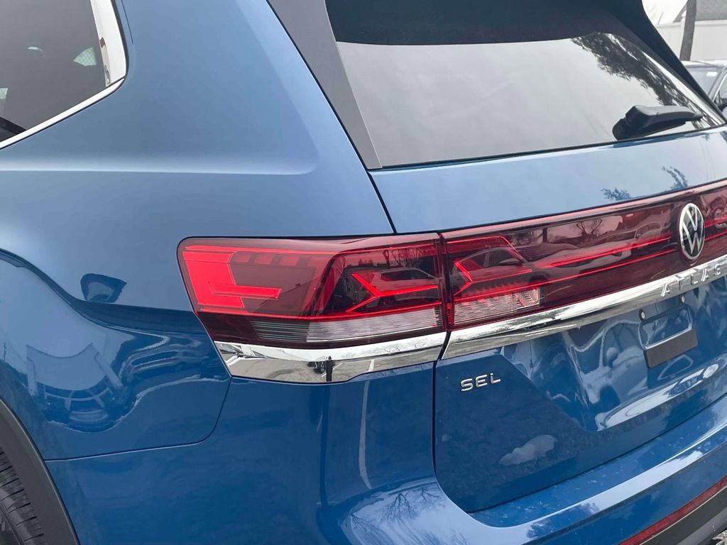 New 2025 Volkswagen Atlas SE image 11