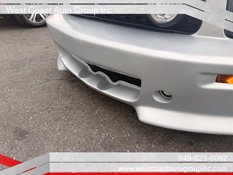 Used 2005 Ford Mustang GT RWD image 18