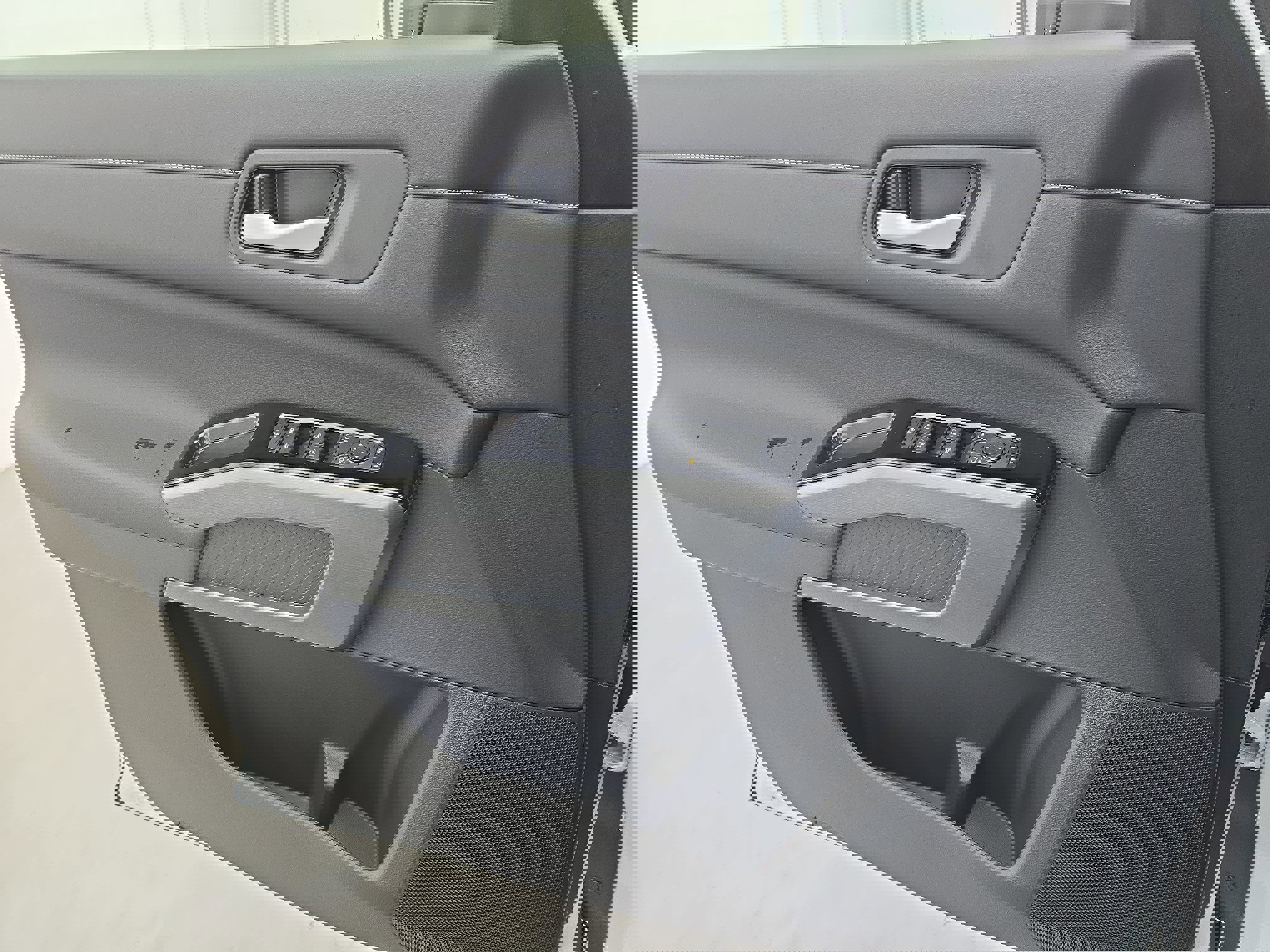 New 2025 Nissan Pathfinder SL w/ Black Appearance Package image 28