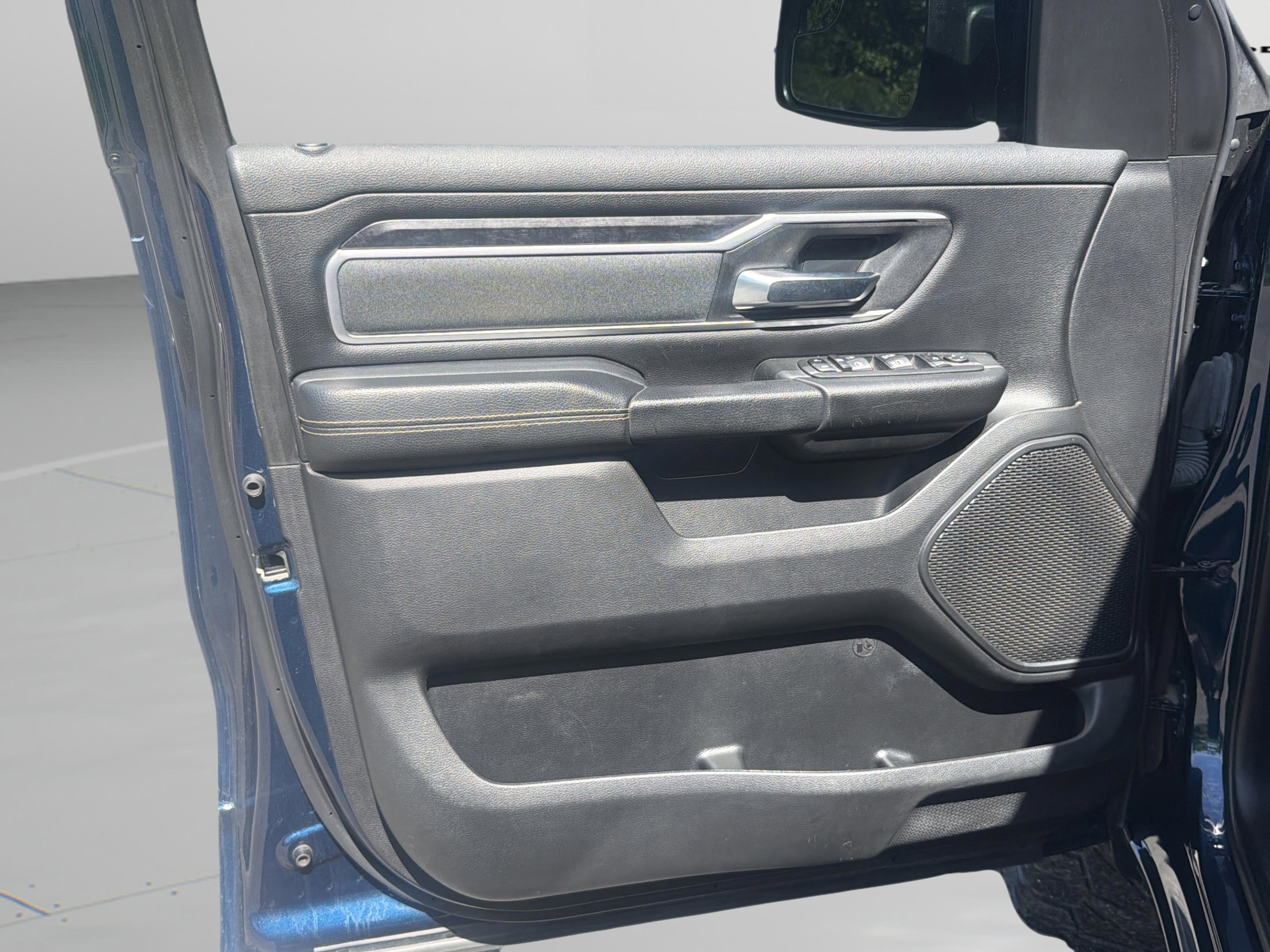 Used 2023 RAM 1500 Big Horn AWD/4WD image 19