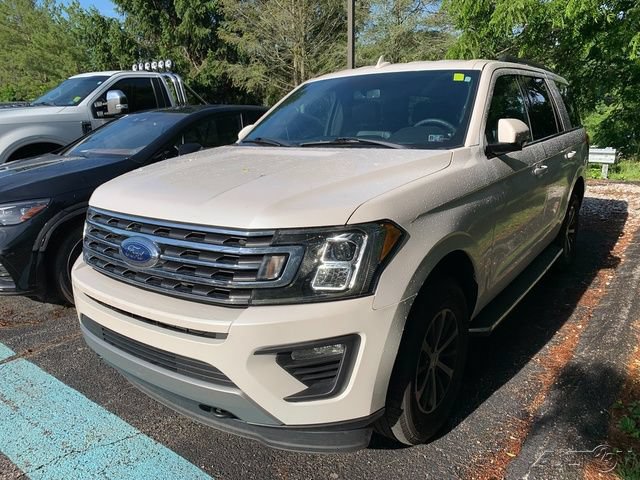 Used 2019 Ford Expedition XLT w/ Equipment Group 202A AWD/4WD image 1
