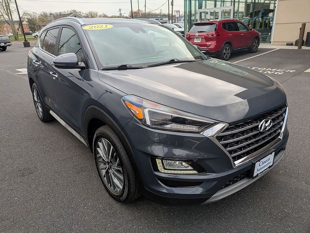 Used 2021 Hyundai Tucson Limited w/ Cargo Package AWD/4WD image 3