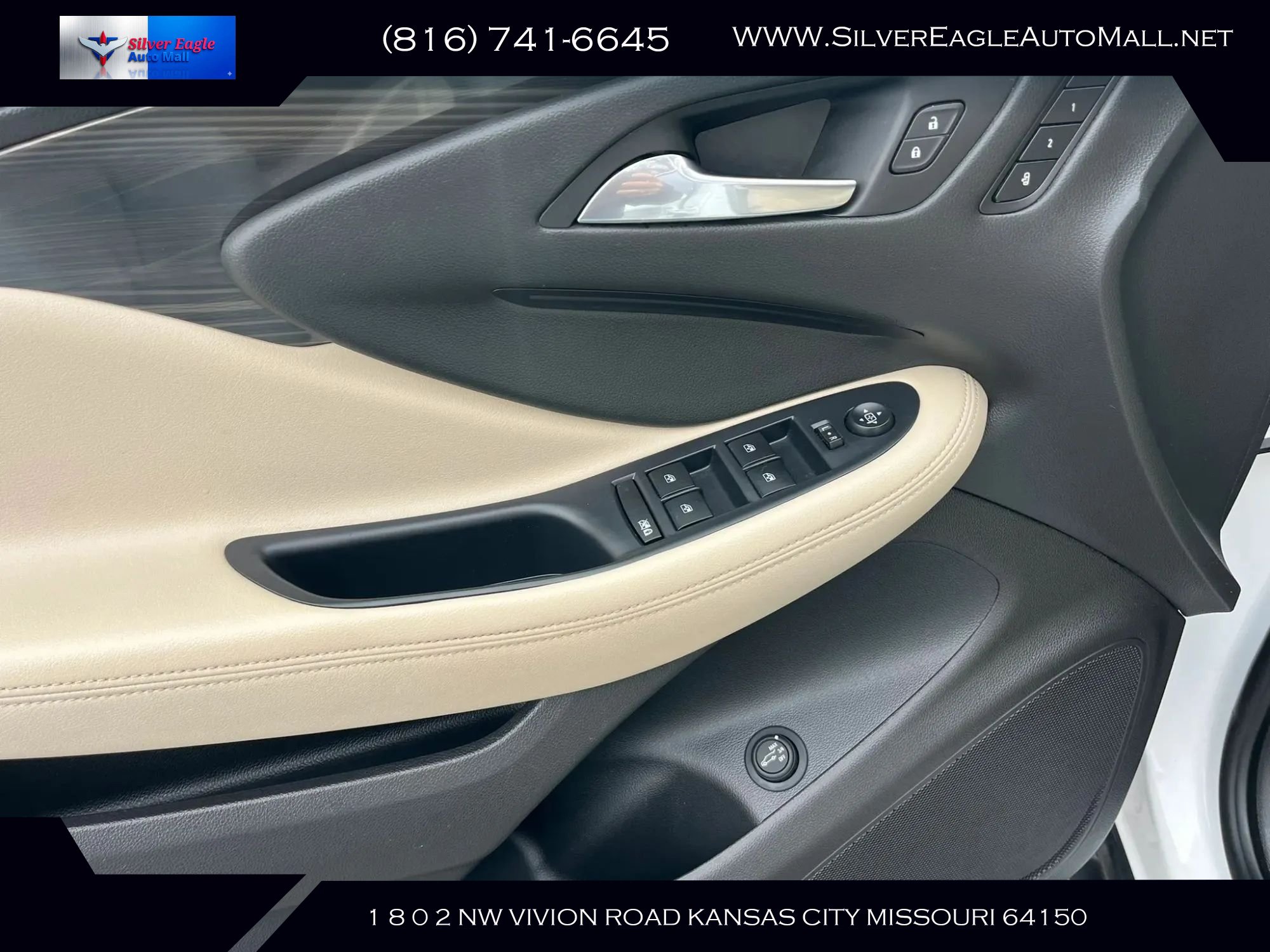 Used 2020 Buick Envision Essence FWD image 12