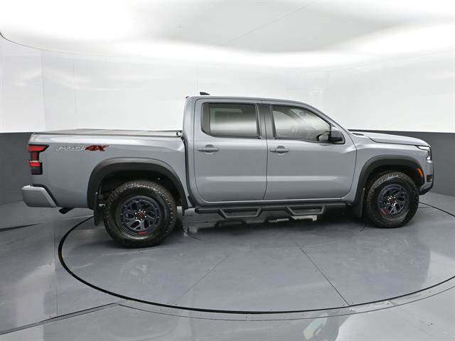 Used 2025 Nissan Frontier PRO-4X image 29