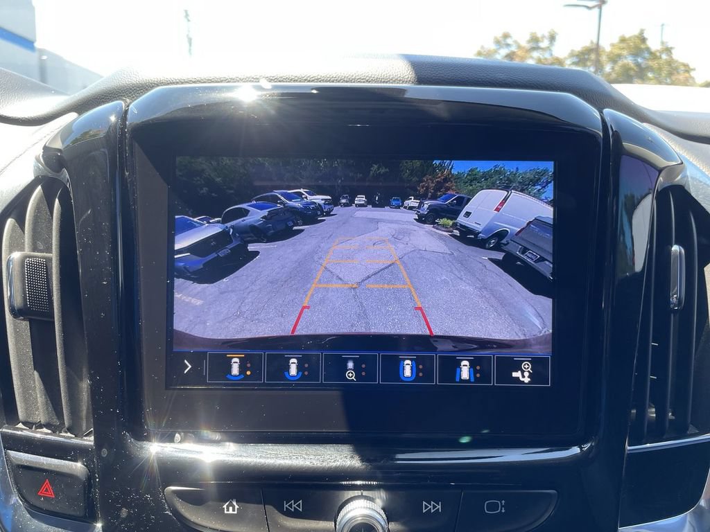 Used 2021 Chevrolet Traverse Premier w/ LPO, 'HIT The Road' Package AWD/4WD image 18