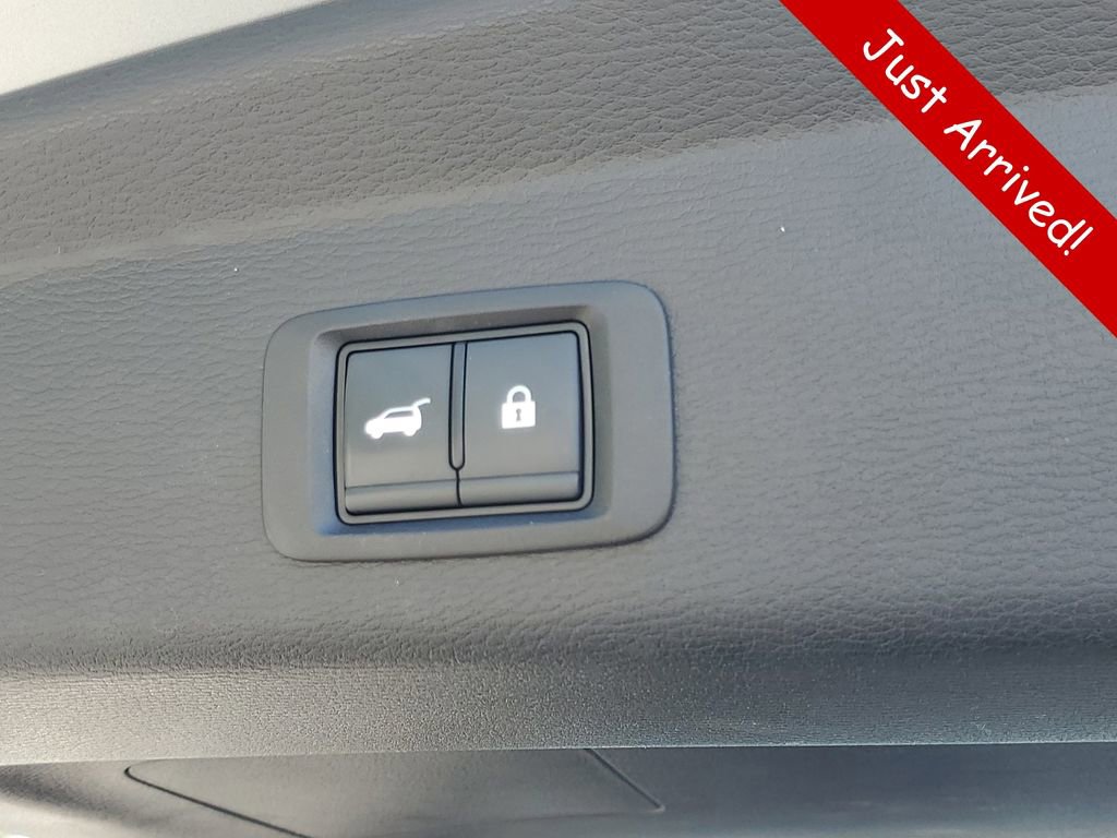 Used 2024 Mitsubishi Outlander SE AWD/4WD image 9