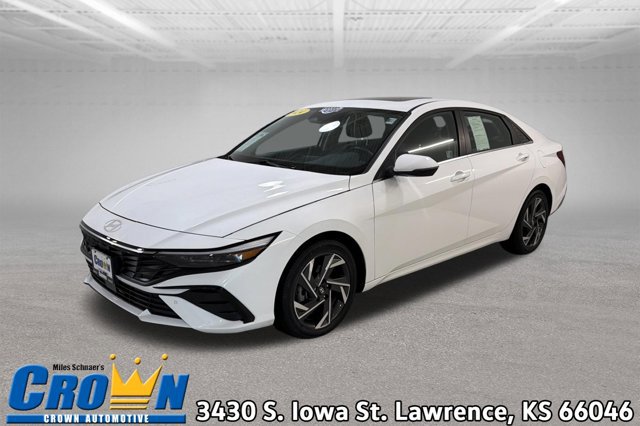 Used 2024 Hyundai Elantra Limited image 1