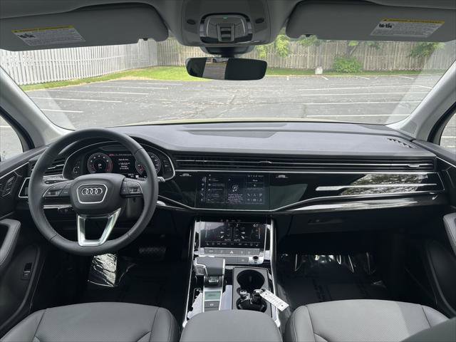Used 2025 Audi Q7 3.0T Premium Plus w/ Premium Plus Package AWD/4WD image 9