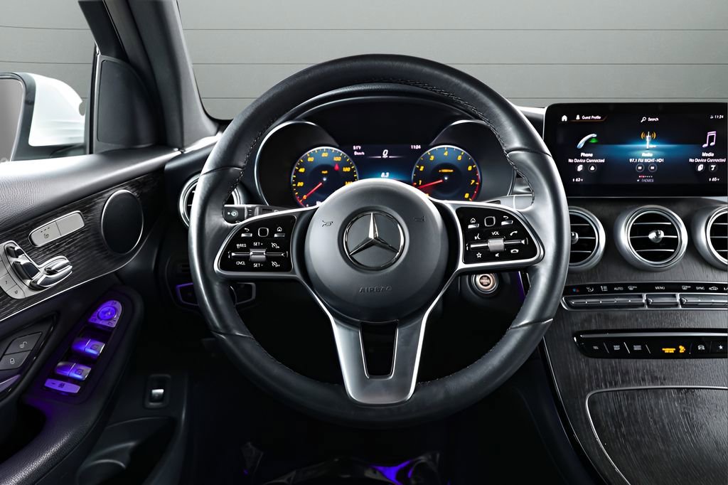 Used 2022 Mercedes-Benz GLC 300 4MATIC image 30
