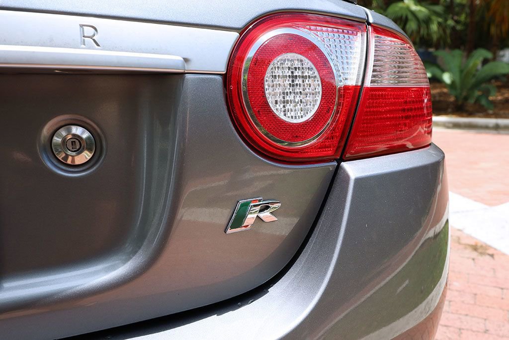 Used 2007 Jaguar XKR R image 24