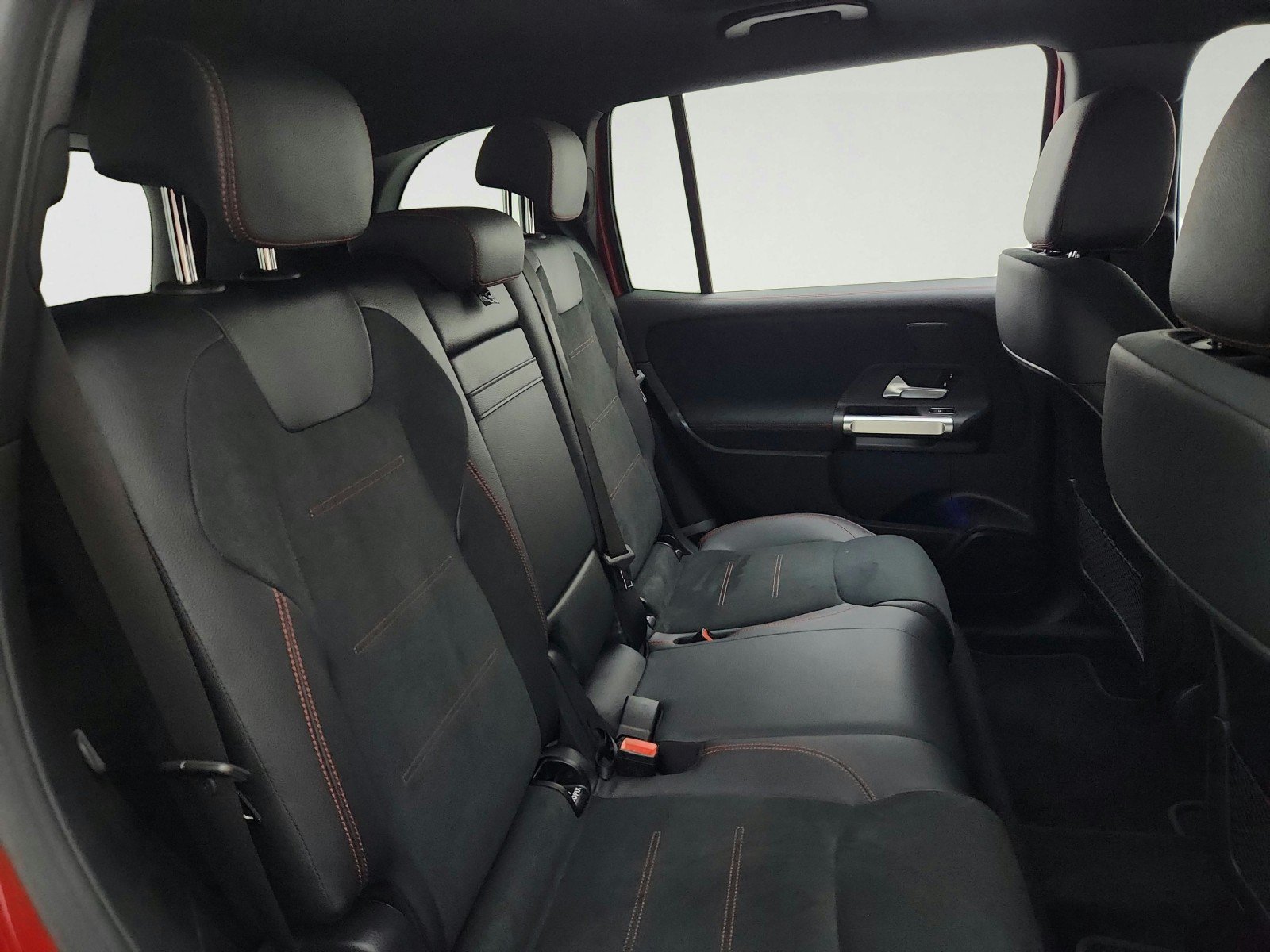 Used 2023 Mercedes-Benz EQB 350 4MATIC SUV image 31