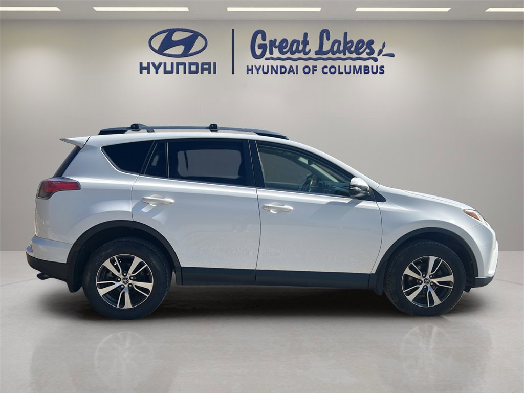 Used 2017 Toyota RAV4 XLE w/ Cargo Management Package image 6