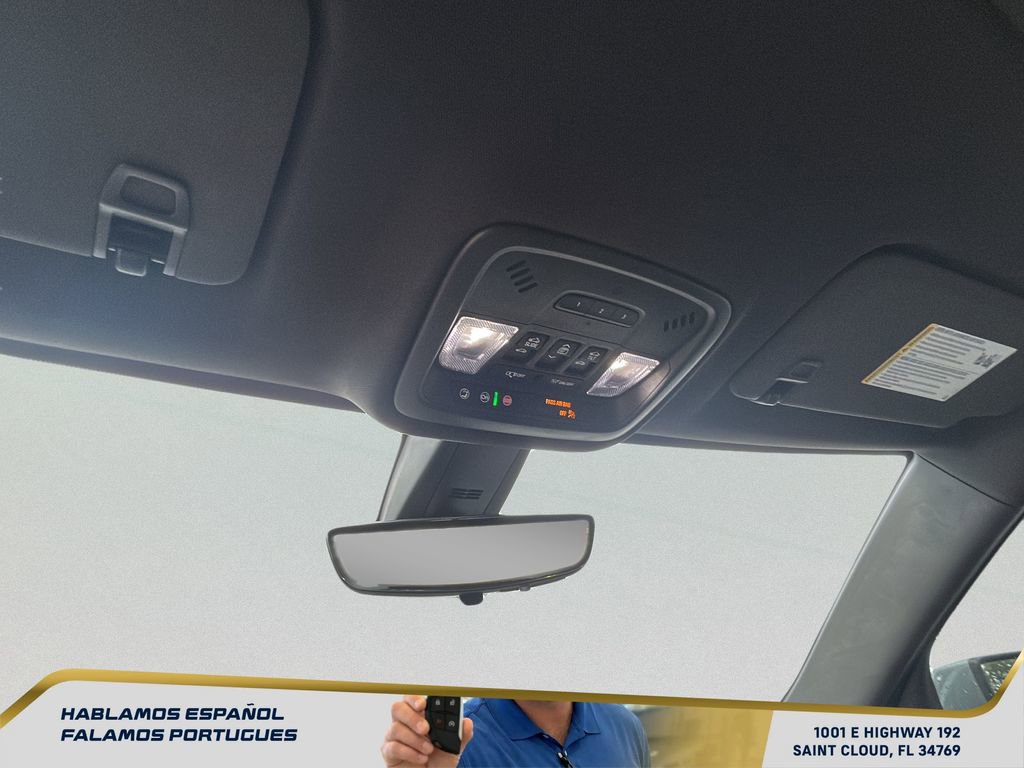 Used 2023 Chevrolet Traverse Premier w/ LPO, Cargo Package image 21