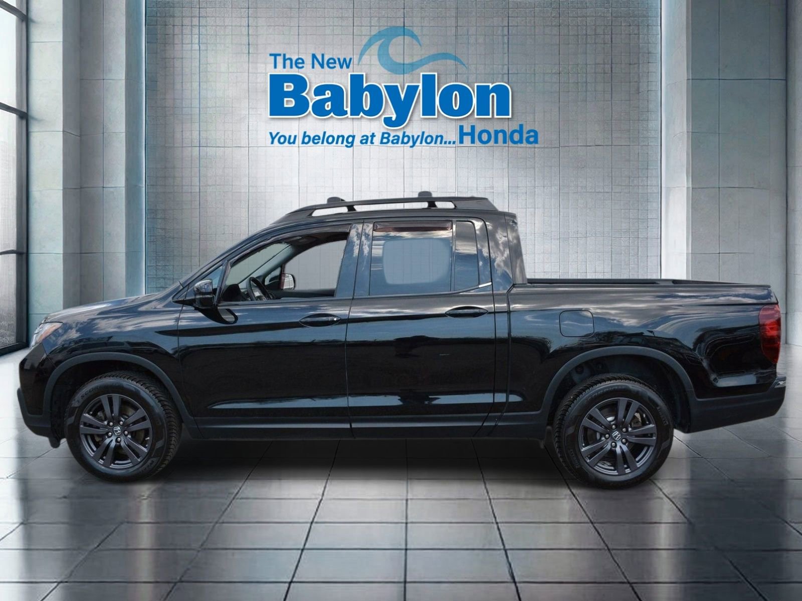 Used 2019 Honda Ridgeline Sport image 2