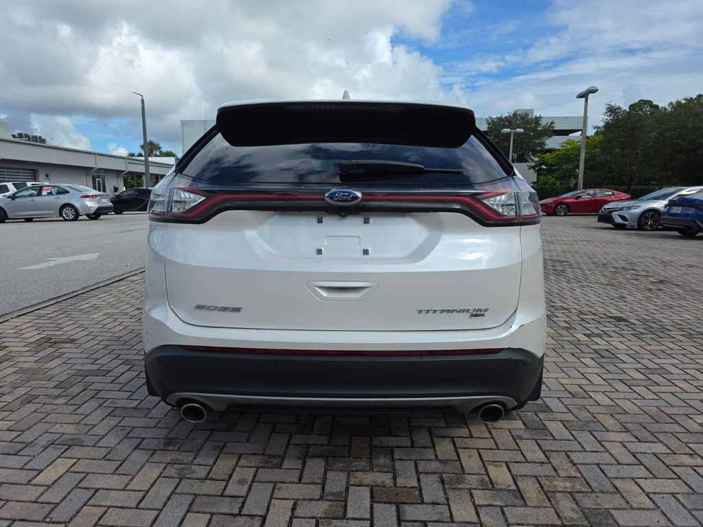 Used 2018 Ford Edge Titanium w/ Technology Package AWD/4WD image 10