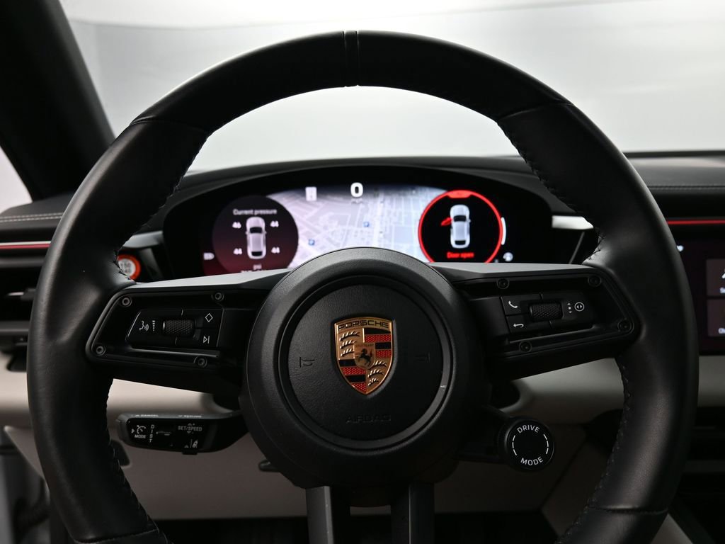 Certified 2024 Porsche Macan 4 Electric image 8
