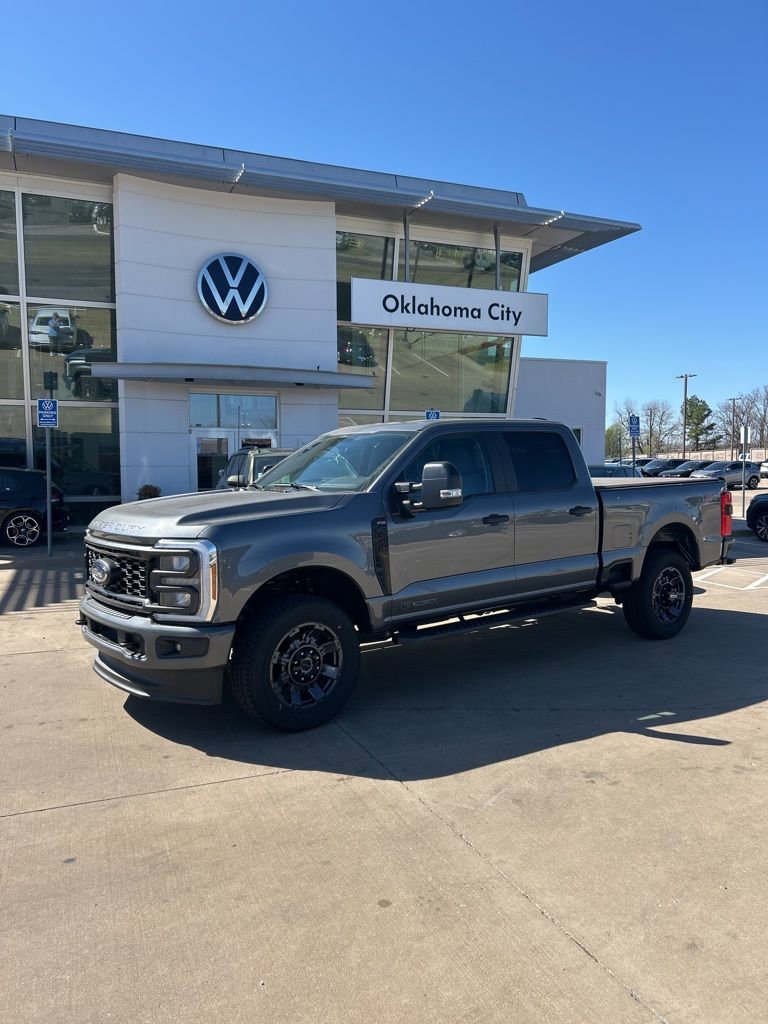Used 2025 Ford F250 XL w/ STX Appearance Package image 1