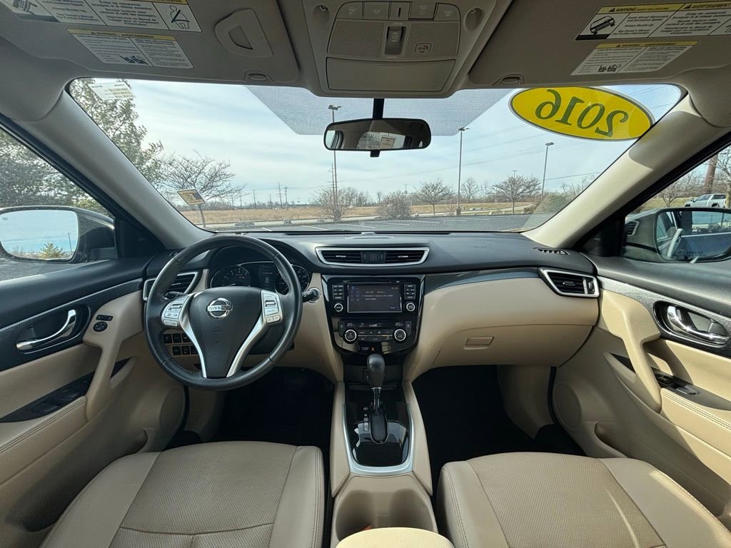 Used 2016 Nissan Rogue SL w/ SL Premium Package image 22