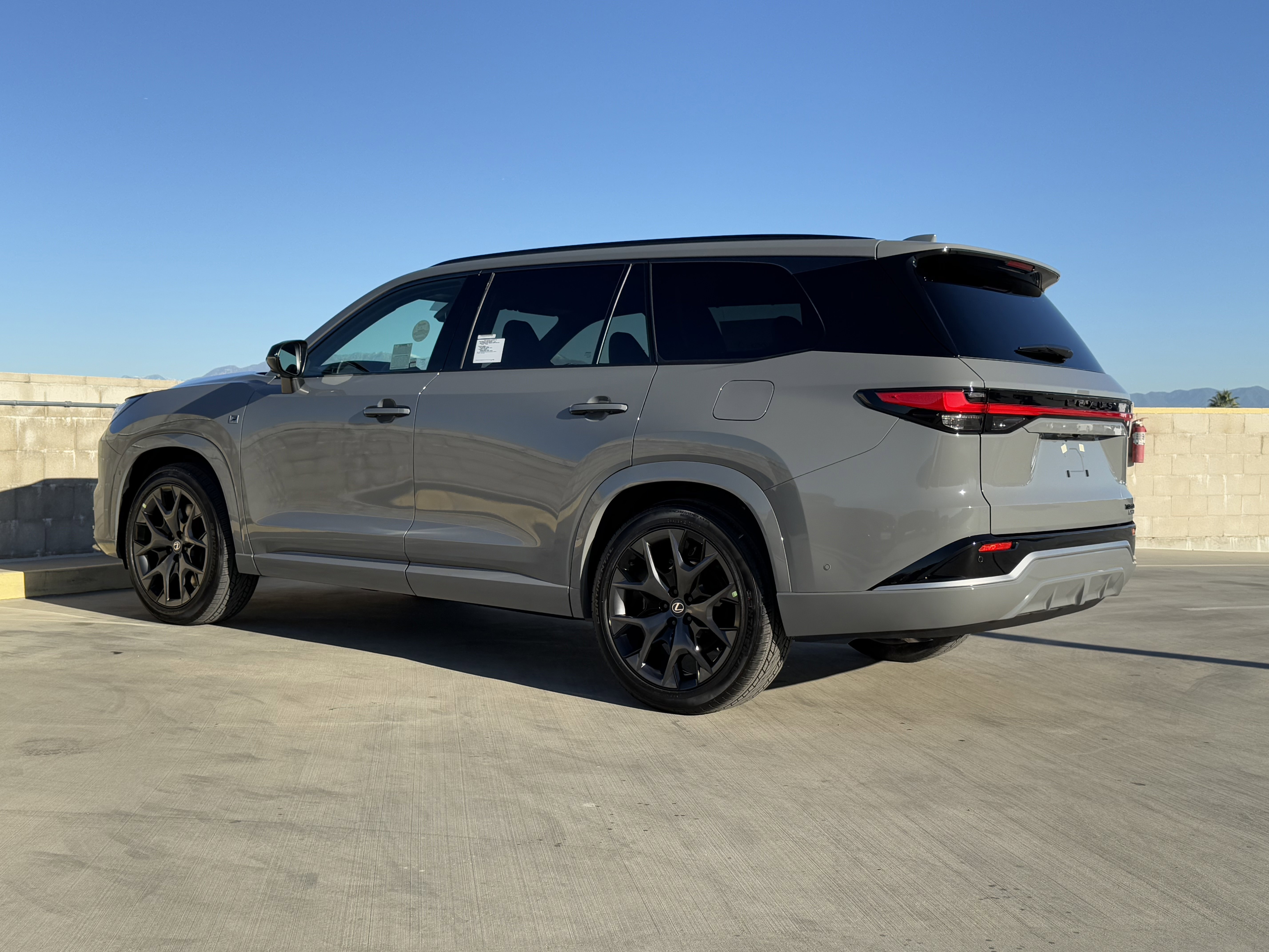 New 2026 Lexus TX 500h AWD image 10