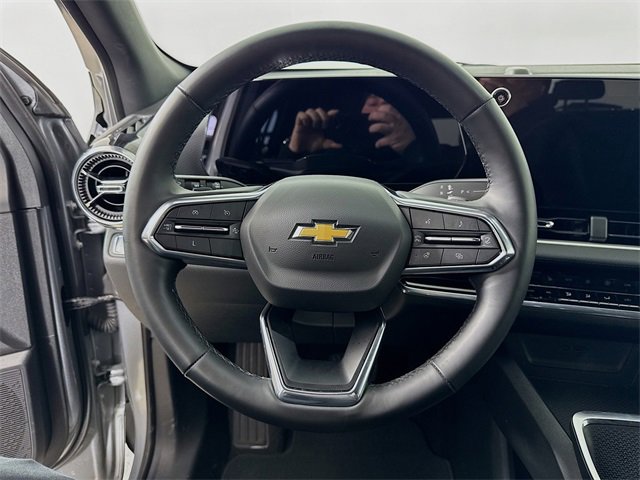 Used 2025 Chevrolet Equinox LT w/ Convenience Package II image 12