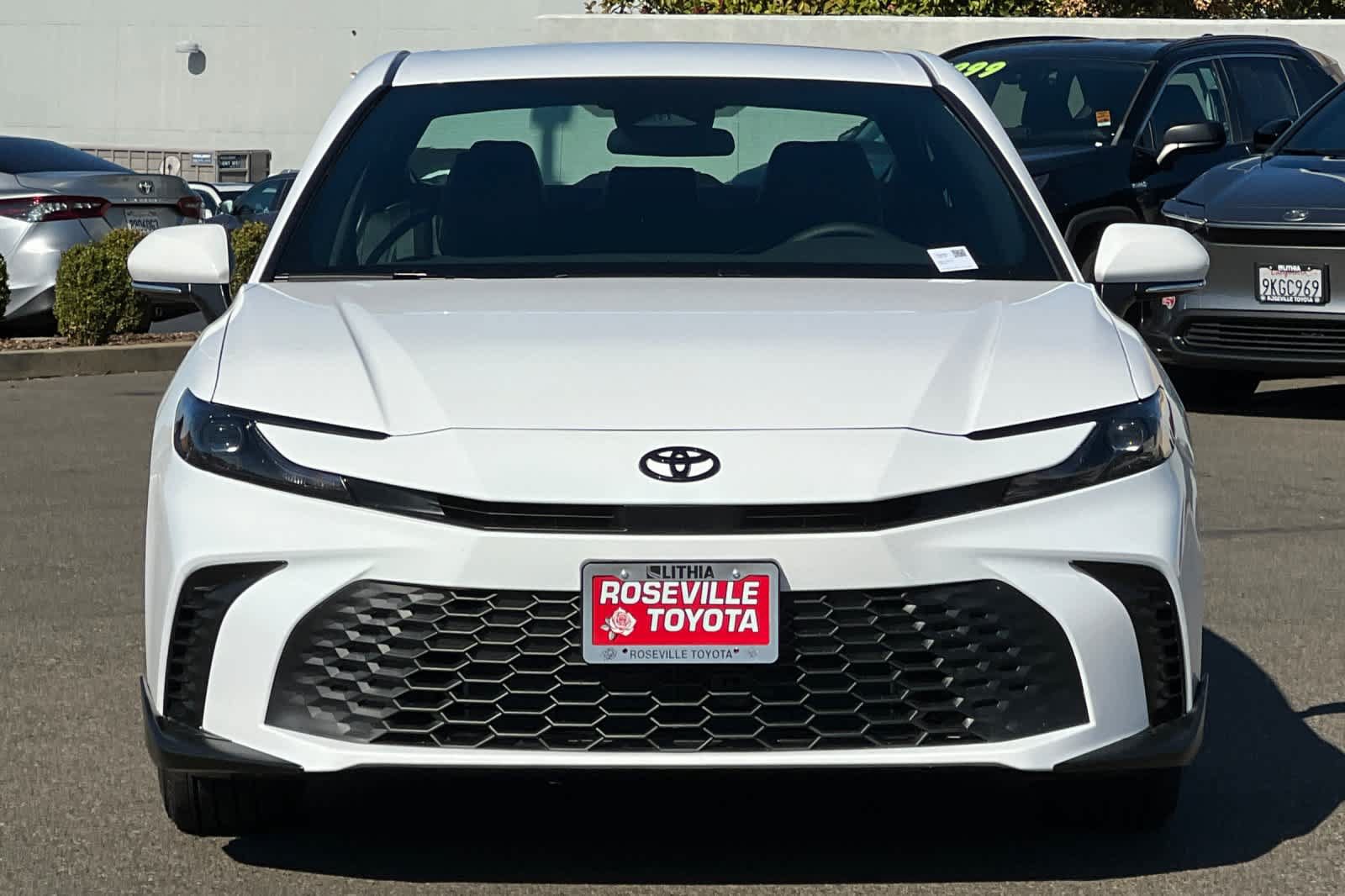 New 2026 Toyota Camry SE FWD image 10