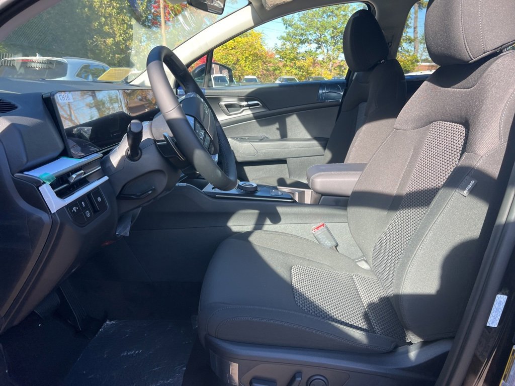 New 2026 Kia Sportage S image 8