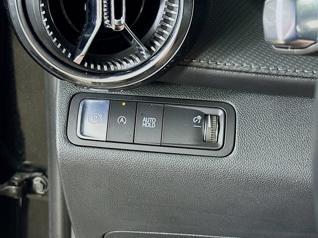 Used 2026 Chevrolet Equinox LT FWD image 21