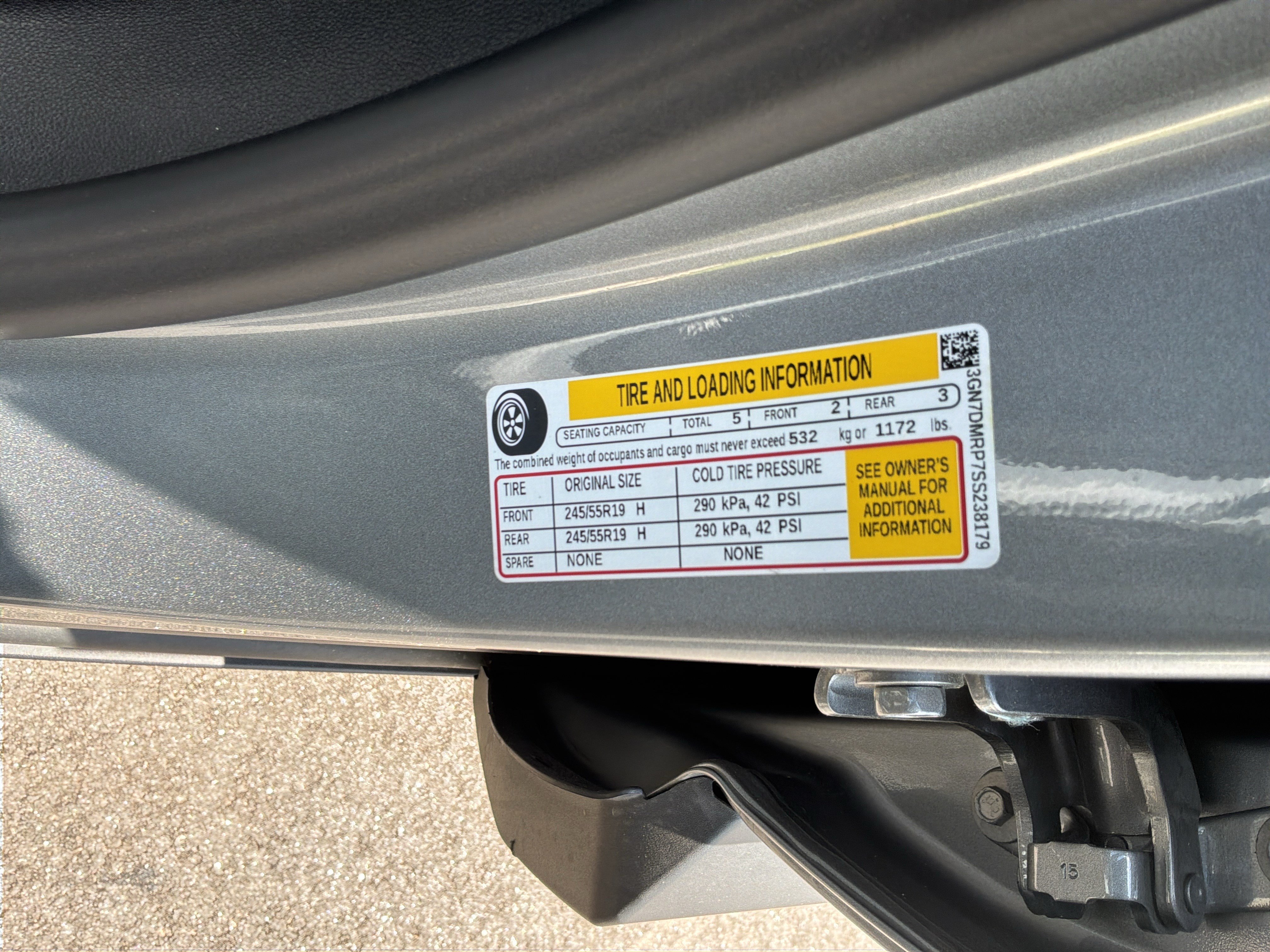 Used 2025 Chevrolet Equinox EV LT FWD image 34