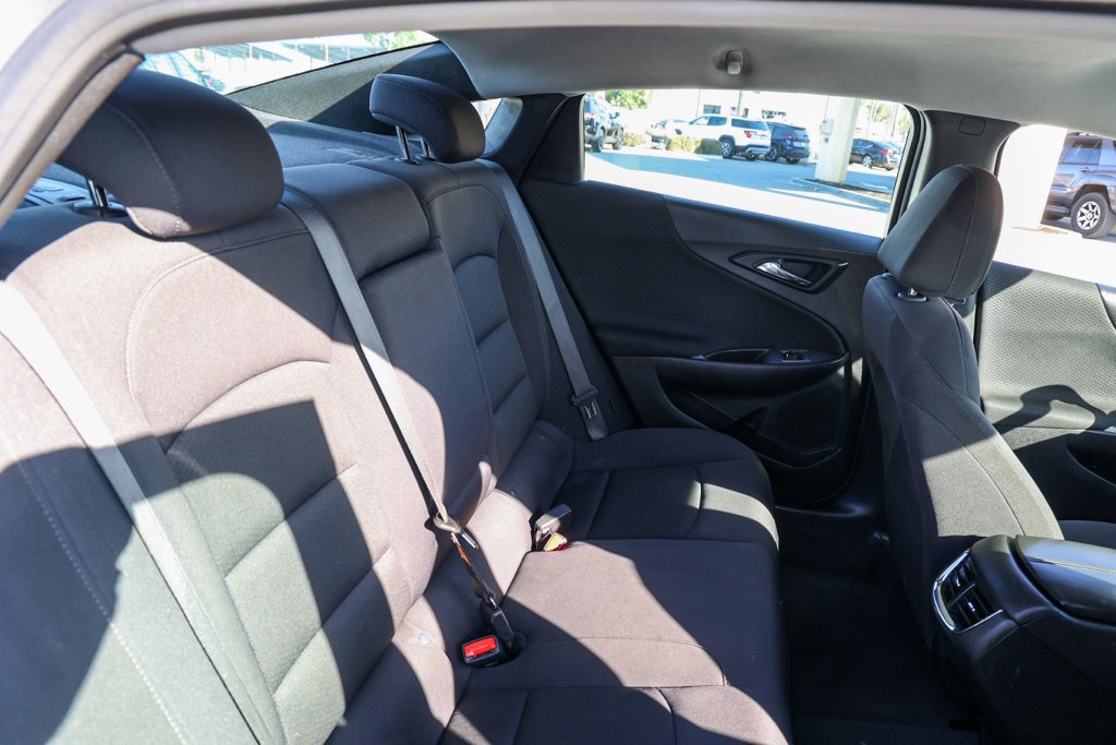 Used 2023 Chevrolet Malibu LT FWD image 19