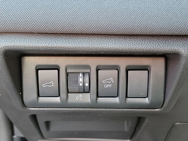 Used 2024 Subaru Outback Premium image 19