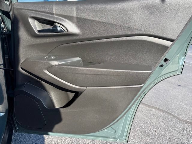 Used 2025 Chevrolet Trax LT FWD image 14
