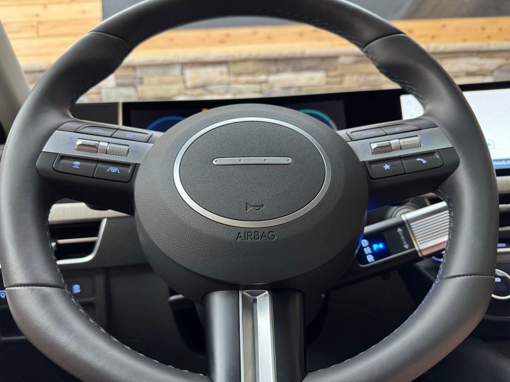 Used 2024 Hyundai Sonata Limited image 17