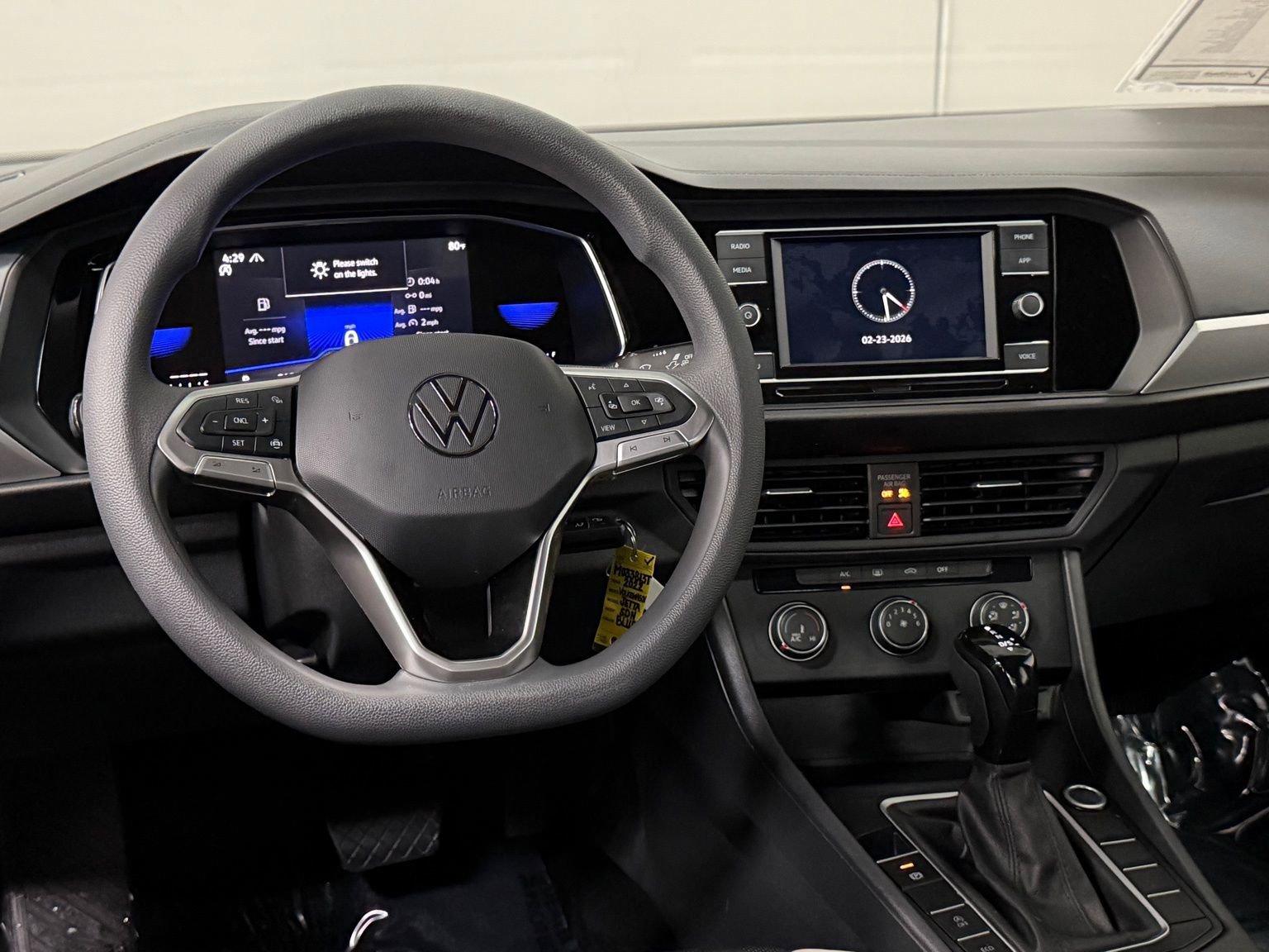 Used 2022 Volkswagen Jetta Sport image 31