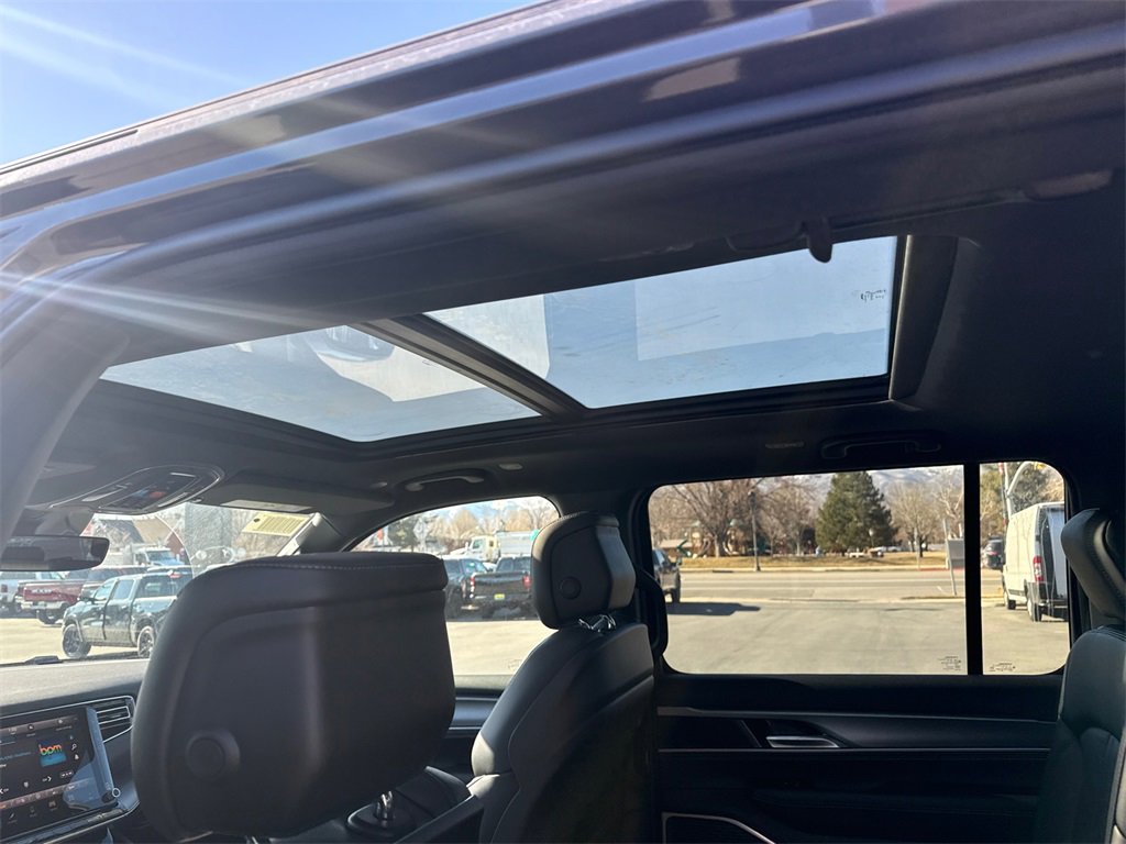 New 2026 Jeep Grand Wagoneer 4WD w/ Premium Group I image 13