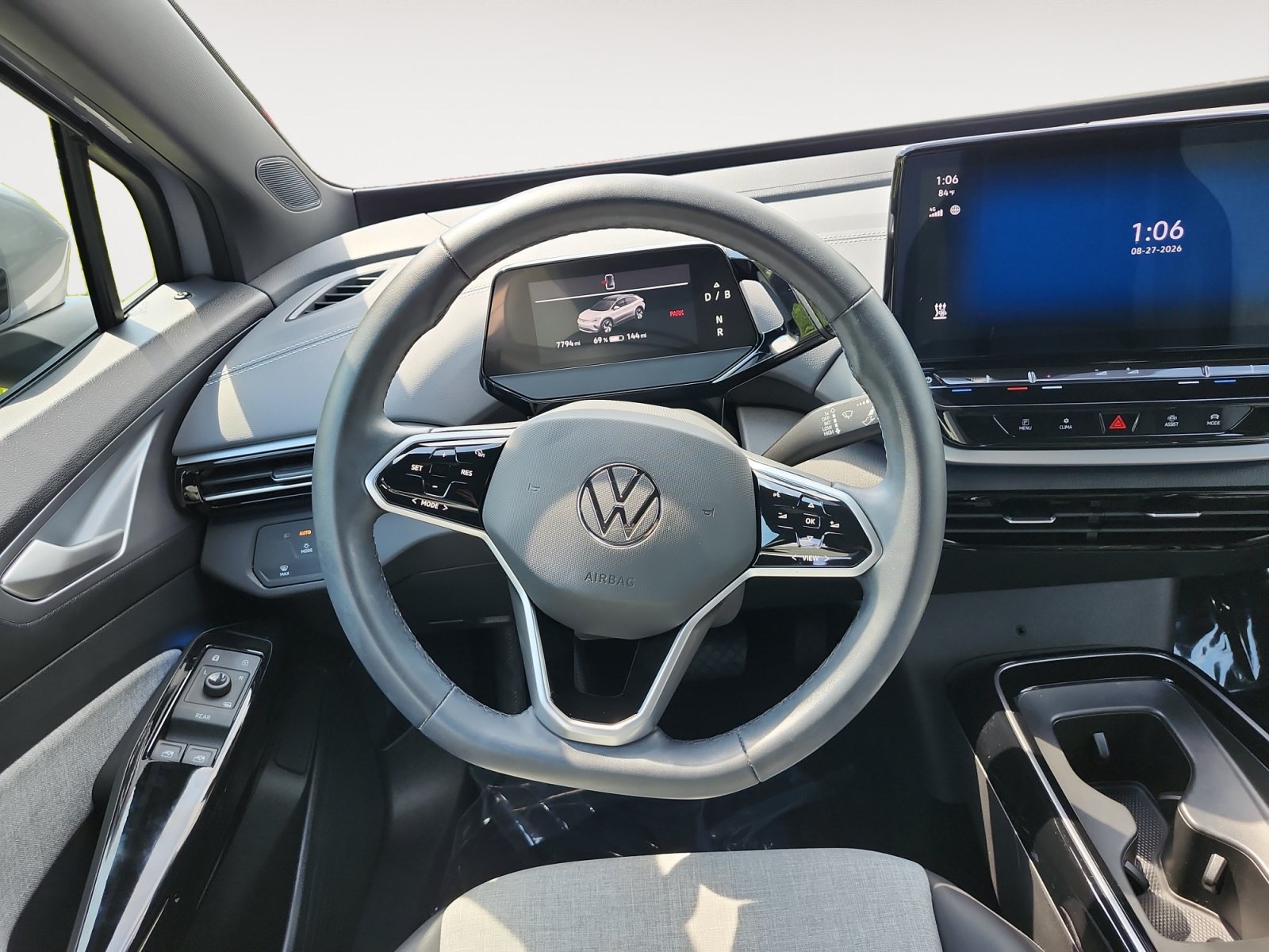 Used 2024 Volkswagen ID.4 2WD image 13