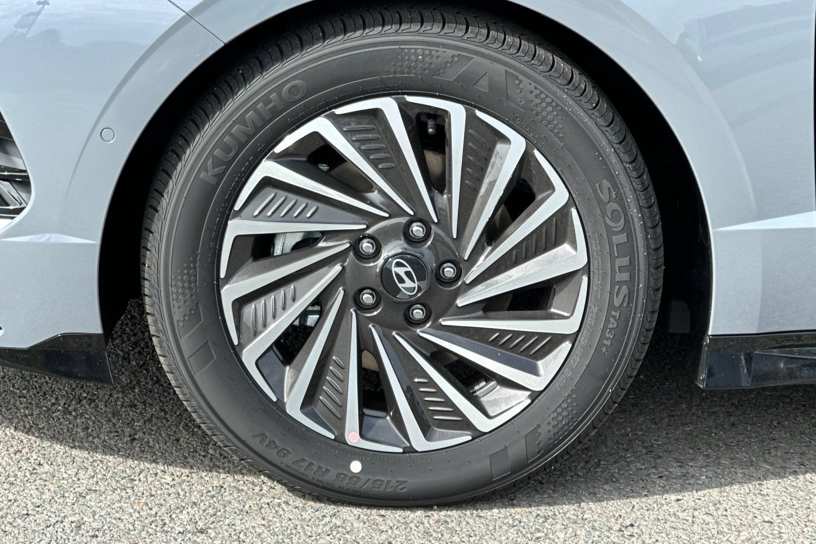 New 2026 Hyundai Sonata Limited FWD image 25