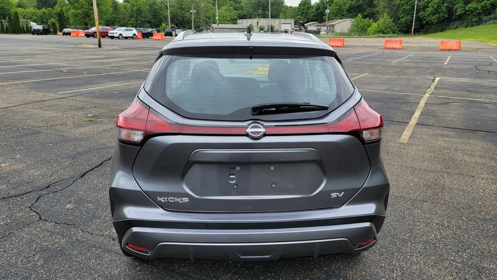 Used 2024 Nissan Kicks SV FWD image 10