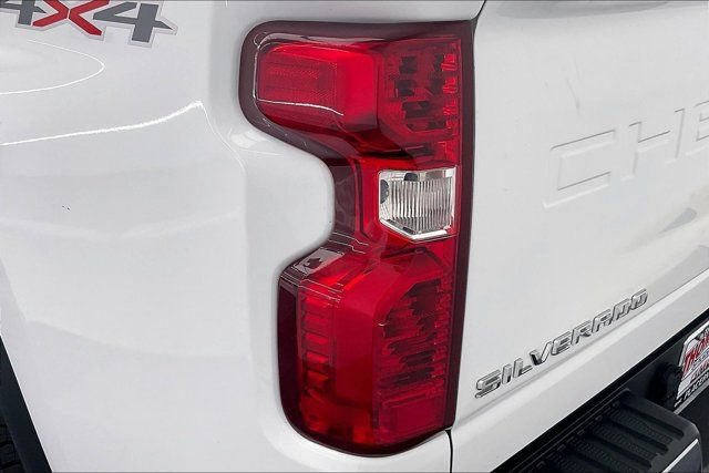 Used 2022 Chevrolet Silverado 2500 LT AWD/4WD image 29