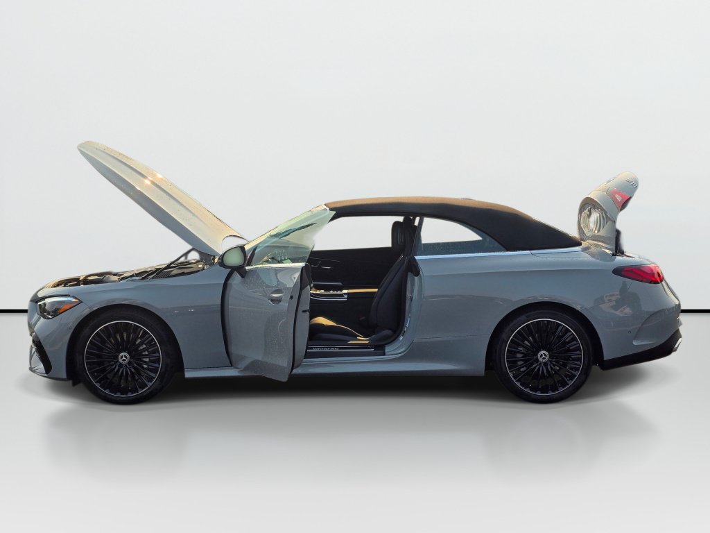 New 2027 Mercedes-Benz CLE 300 4MATIC Cabriolet image 11