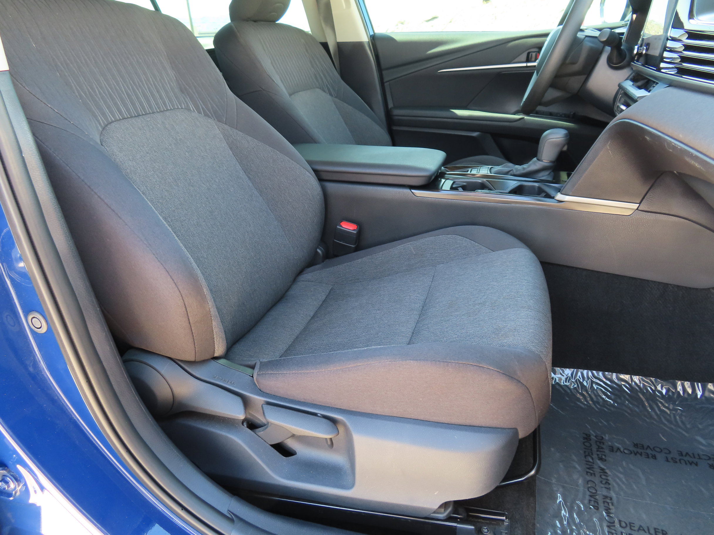 Used 2025 Toyota Camry LE FWD image 15