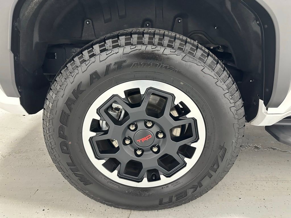 Used 2025 Toyota 4Runner TRD Off-Road Premium image 64