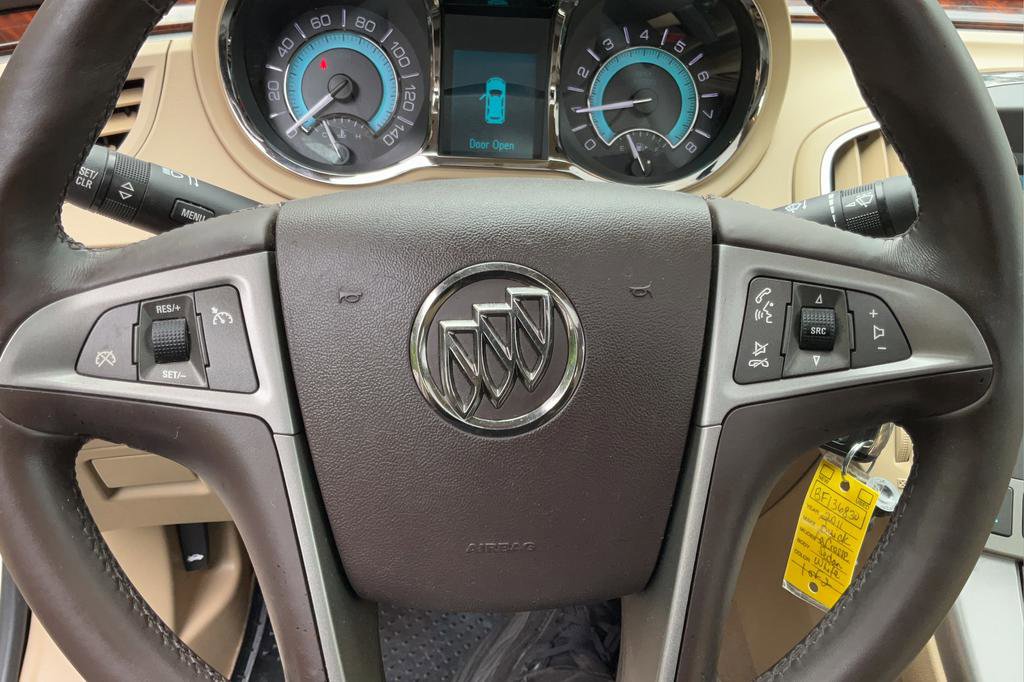 Used 2011 Buick LaCrosse CXL FWD image 17