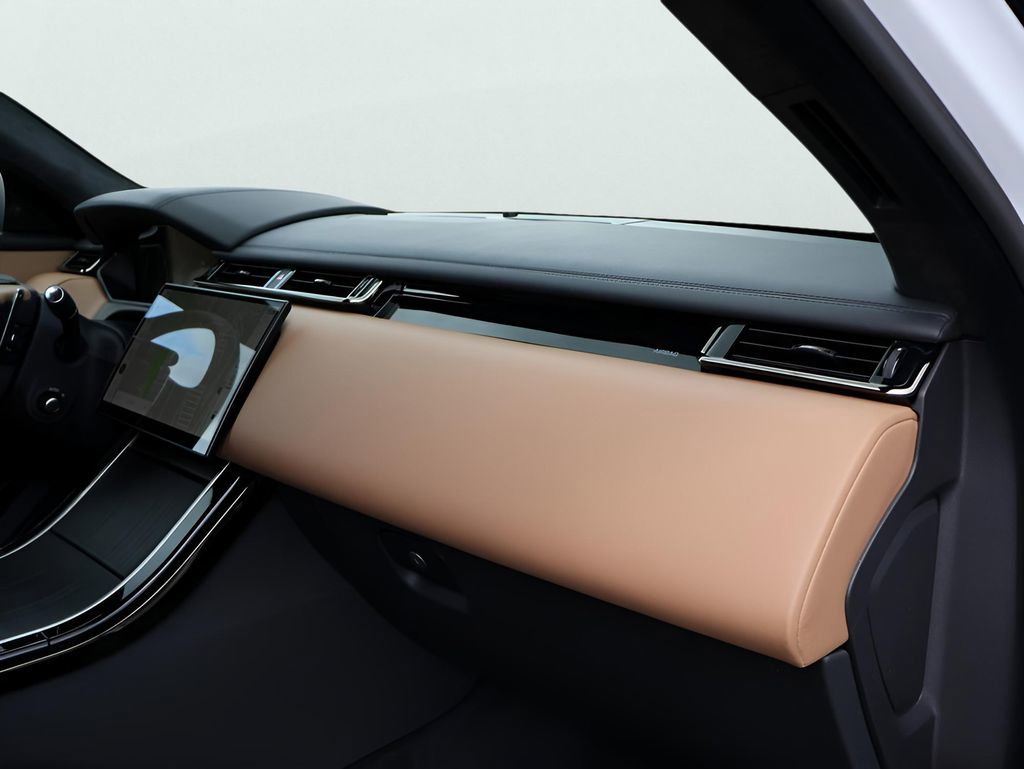 New 2026 Land Rover Range Rover Velar Autobiography image 11