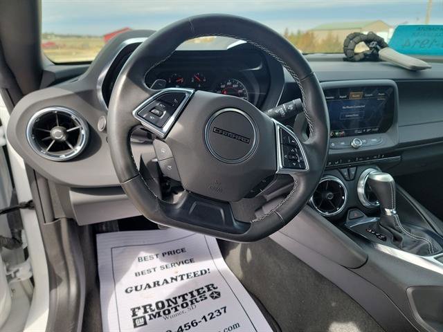 Used 2023 Chevrolet Camaro LT w/ Technology Package image 14