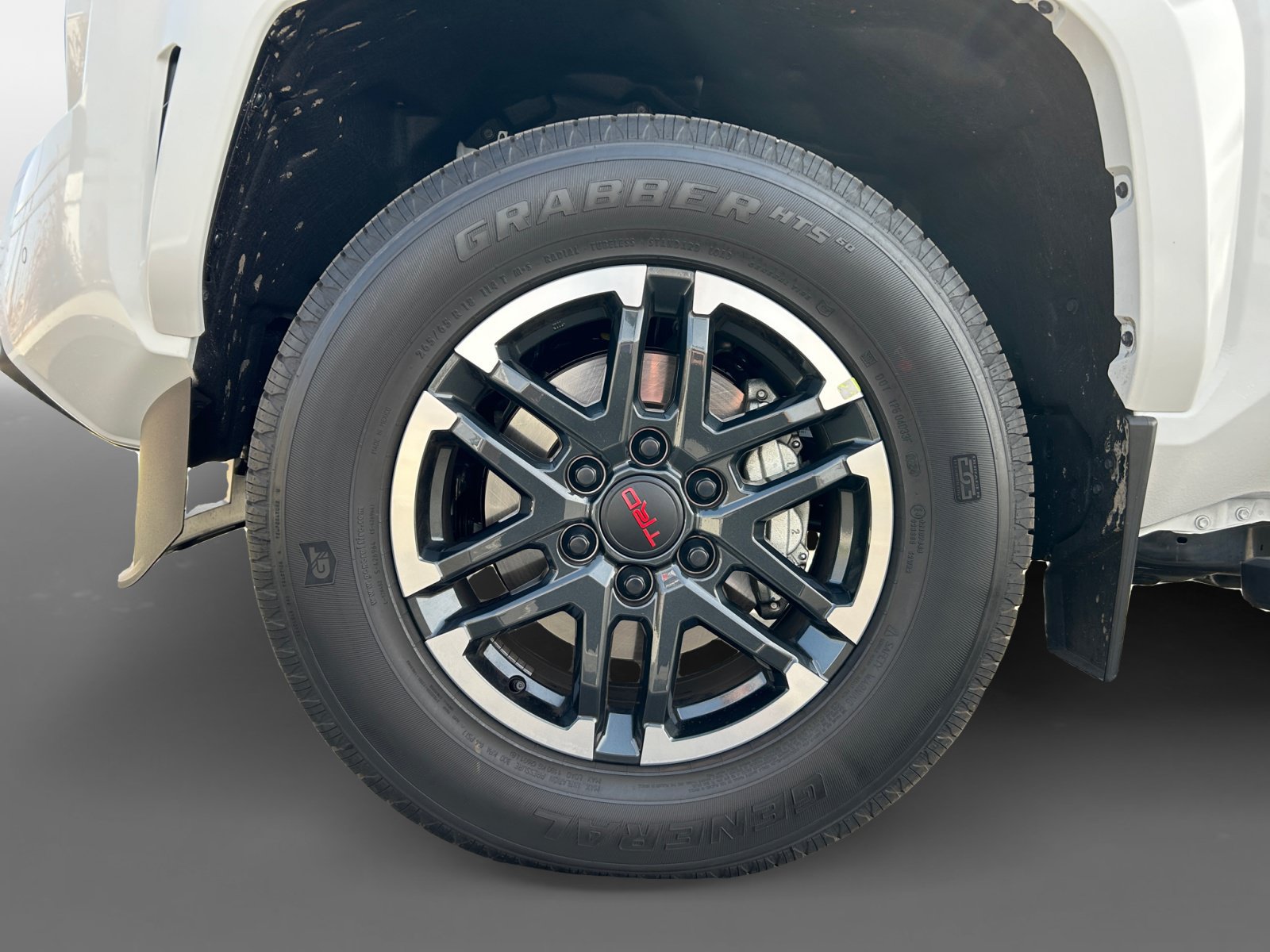 New 2024 Toyota Tacoma TRD Sport w/ TRD Sport Premium Package AWD/4WD image 14