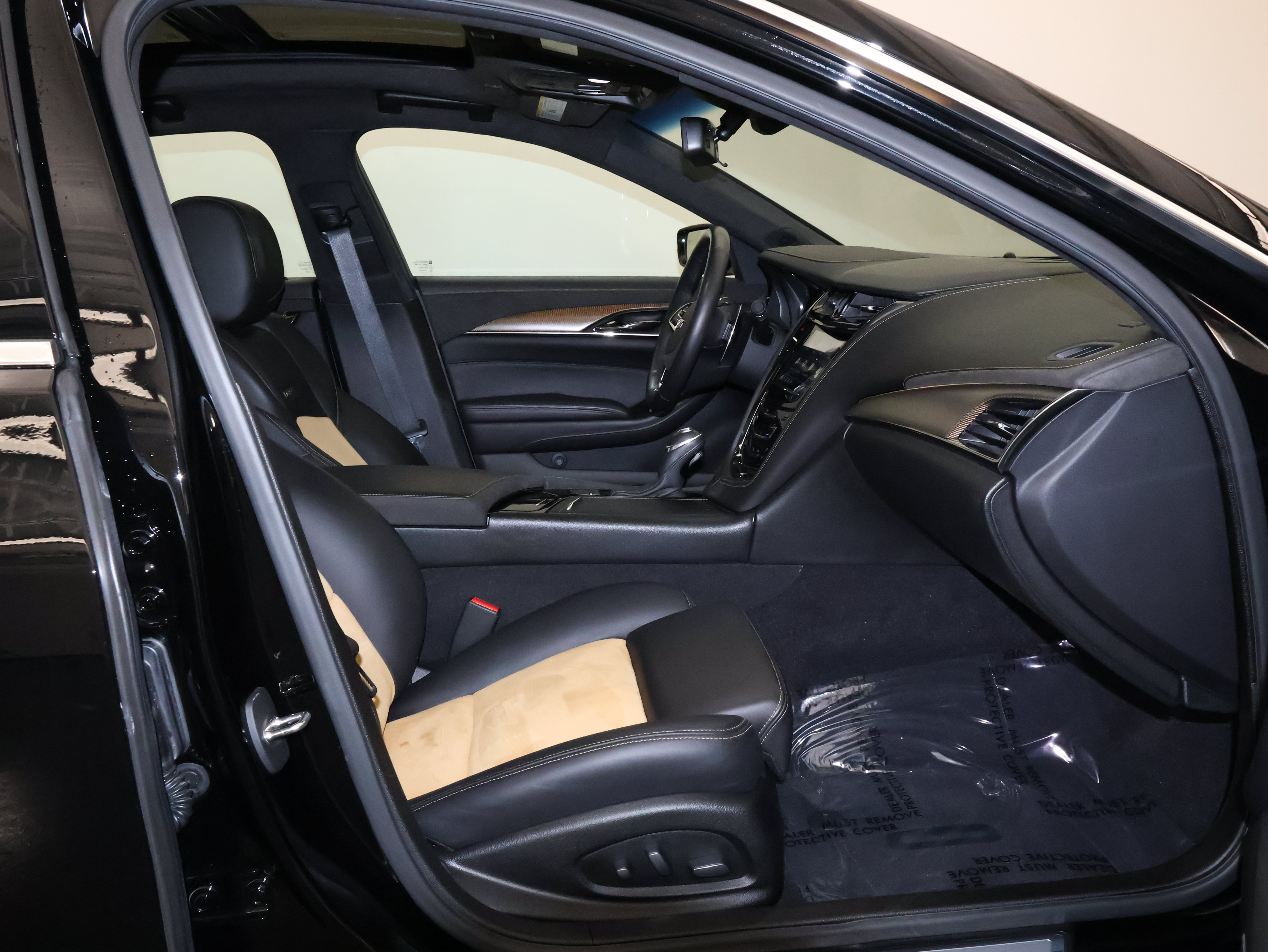 Used 2019 Cadillac CTS V w/ Luxury Package RWD image 49